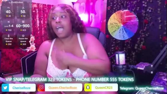 Image 7 of queencroze Stream on Chaturbate on 4 months ago