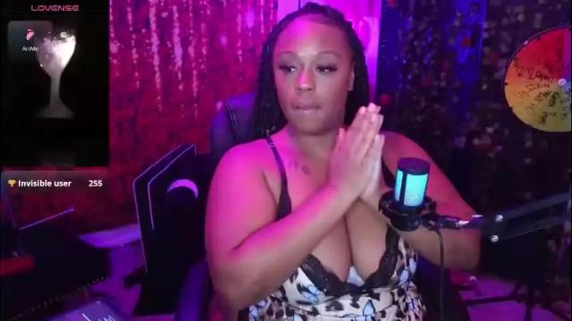 Image 7 of queencroze Stream on Chaturbate on 1 month ago