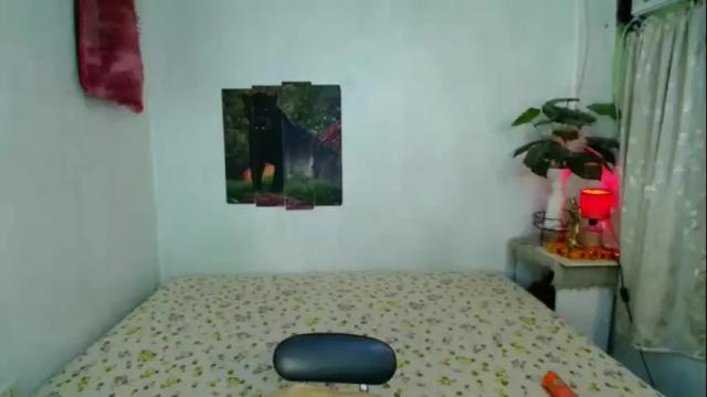 Image 12 of queencummerx Stream on Chaturbate on 1 month ago