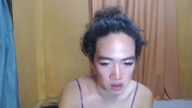 Image 10 of queencurl Stream on Chaturbate on 26 months ago