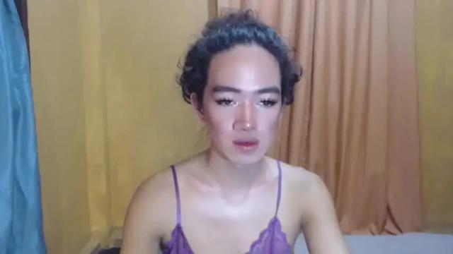Image 6 of queencurl Stream on Chaturbate on 26 months ago