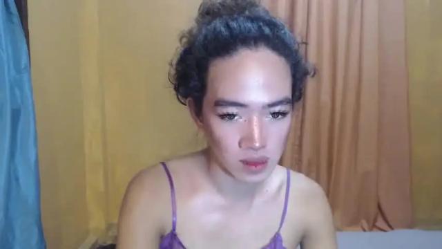 Image 8 of queencurl Stream on Chaturbate on 26 months ago