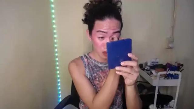 Image 4 of queencurl Stream on Chaturbate on 25 months ago