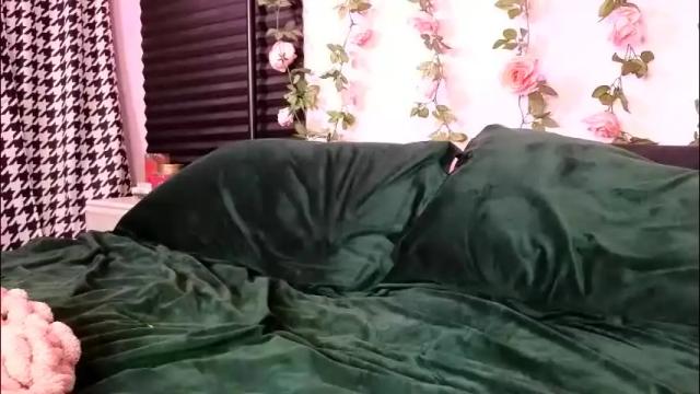 Image 11 of queendelaranch Stream on Chaturbate on 2 months ago