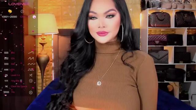 Image 4 of queendivinegoddess Stream on Chaturbate on 17 months ago
