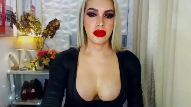 Image 2 of queendivinetsxxx Stream on Chaturbate on 13 months ago