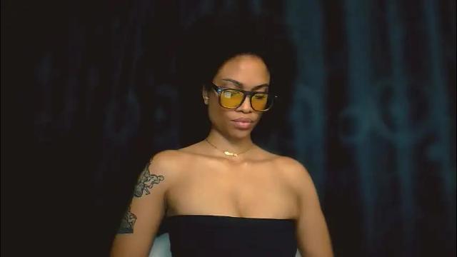 Image 12 of queendom_ing Stream on Chaturbate on 1 month ago