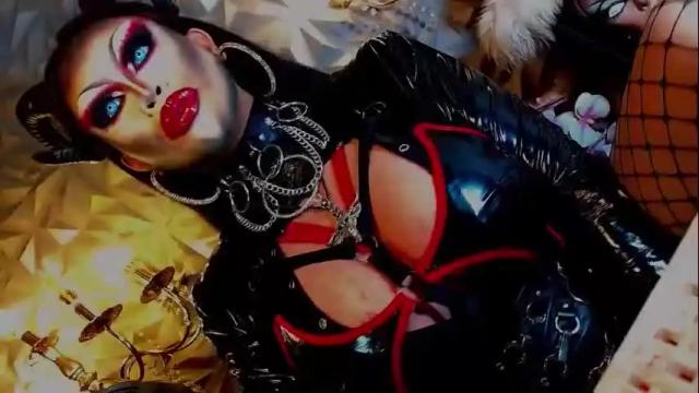 Image 10 of queendomcum6 Stream on Chaturbate on 13 days ago