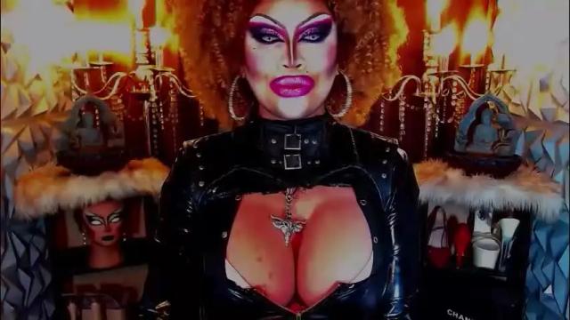 Image 11 of queendomcum6 Stream on Chaturbate on 2 months ago