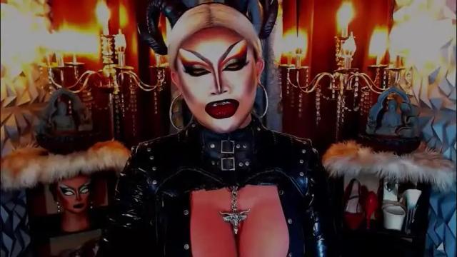 Image 8 of queendomcum6 Stream on Chaturbate on 2 months ago