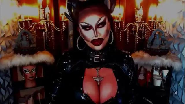 Image 2 of queendomcum6 Stream on Chaturbate on 2 months ago