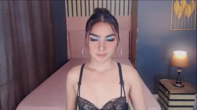 Image 8 of queenemeraldts Stream on Chaturbate on 1 month ago