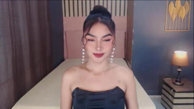 Image 12 of queenemeraldts Stream on Chaturbate on 1 month ago