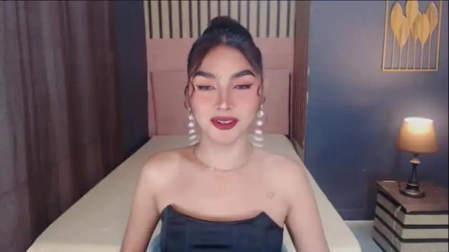 Image 6 of queenemeraldts Stream on Chaturbate on 1 month ago