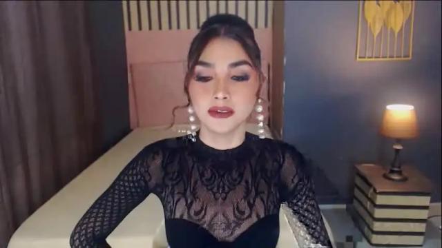 Image 10 of queenemeraldts Stream on Chaturbate on 1 month ago