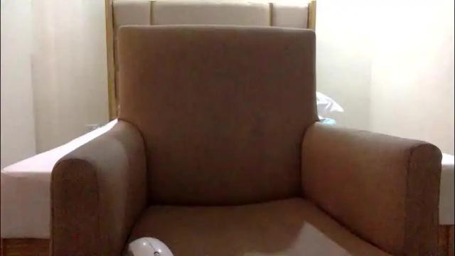 Image 3 of queenfox4u Stream on Chaturbate on 1 month ago