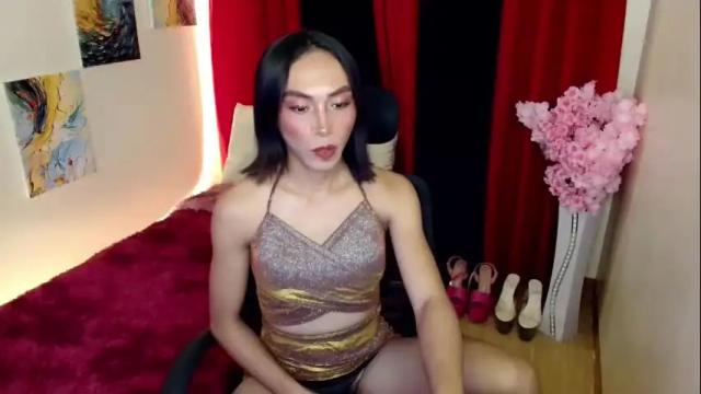 Image 3 of queenfoxylady Stream on Chaturbate on 5 months ago