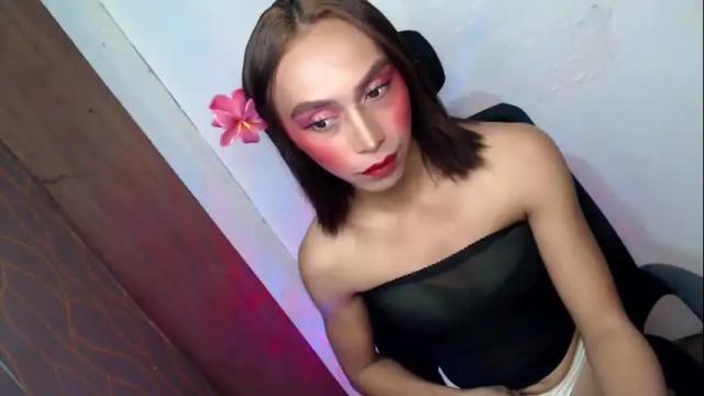 Image 4 of queenfoxylady Stream on Chaturbate on 4 months ago