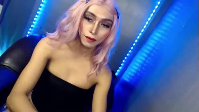 Image 10 of queenfoxylady Stream on Chaturbate on 5 days ago