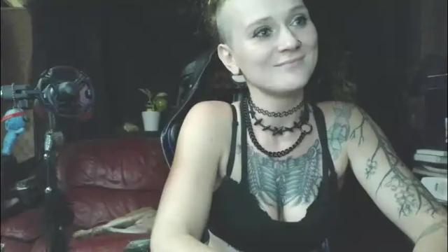 Thumbnail 3, queenfrostbitten's Stream at Chaturbate, 3 months ago