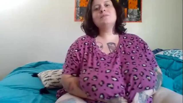 Image 3 of queenjezabel444 Stream on Chaturbate on 3 months ago
