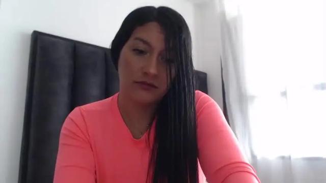 Image 8 of queenkarina2 Stream on Chaturbate on 23 months ago