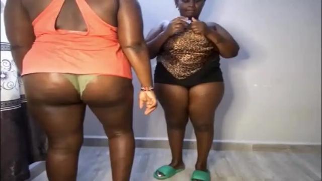 Image 7 of queenkiah Stream on Chaturbate on 3 days ago
