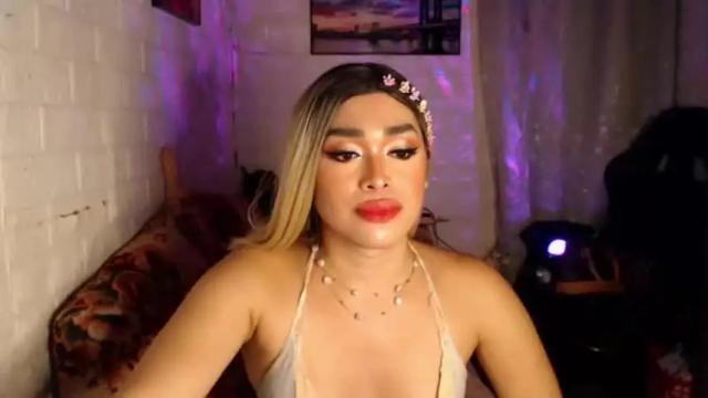 Thumbnail 2, queenkiraasiantsxxx's Stream at Chaturbate, 12 months ago