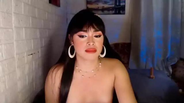 Thumbnail 2, queenkiraasiantsxxx's Stream at Chaturbate, 9 months ago