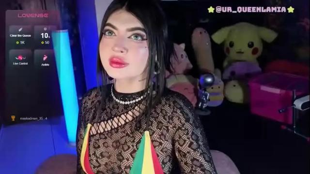 Image 3 of queenlamia Stream on Chaturbate on 1 month ago