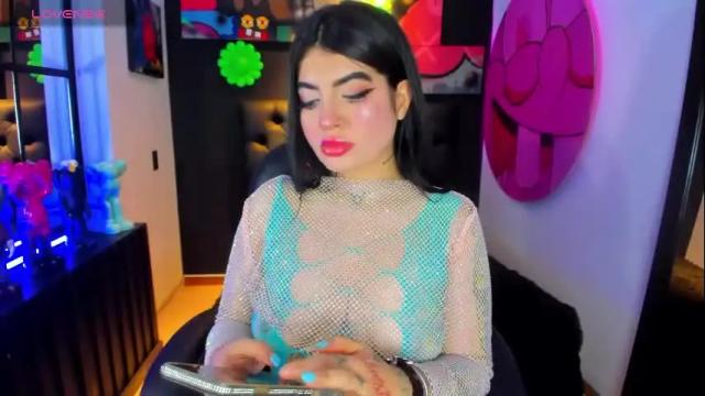 Image 6 of queenlamia Stream on Chaturbate on 17 days ago