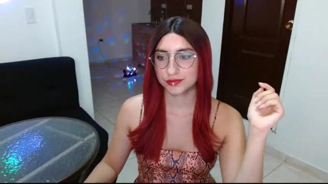 Image 4 of queenlilith_paradise Stream on Chaturbate on 15 months ago