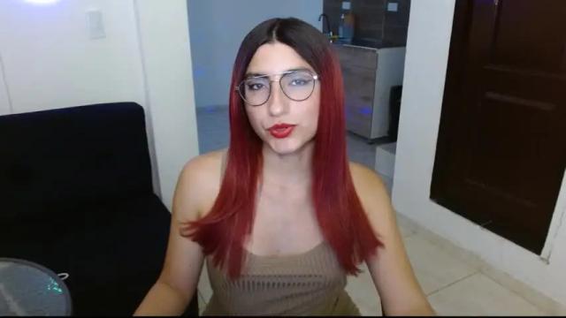 Image 2 of queenlilith_paradise Stream on Chaturbate on 15 months ago