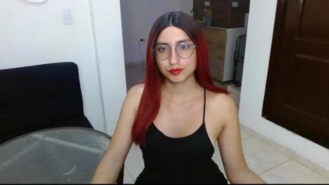 Image 4 of queenlilith_paradise Stream on Chaturbate on 15 months ago