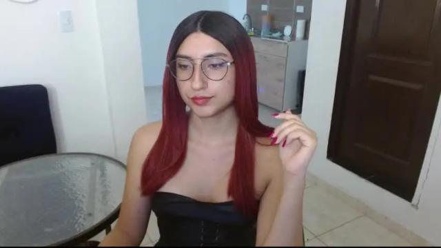 Image 2 of queenlilith_paradise Stream on Chaturbate on 14 months ago