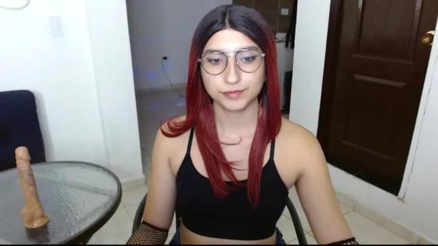 Image 6 of queenlilith_paradise Stream on Chaturbate on 14 months ago