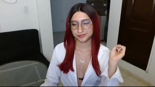 Image 3 of queenlilith_paradise Stream on Chaturbate on 13 months ago