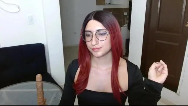Image 2 of queenlilith_paradise Stream on Chaturbate on 13 months ago