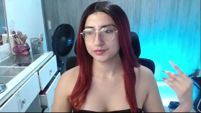 Image 4 of queenlilith_paradise Stream on Chaturbate on 21 days ago