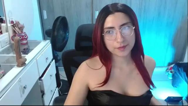 Image 12 of queenlilith_paradise Stream on Chaturbate on 13 days ago
