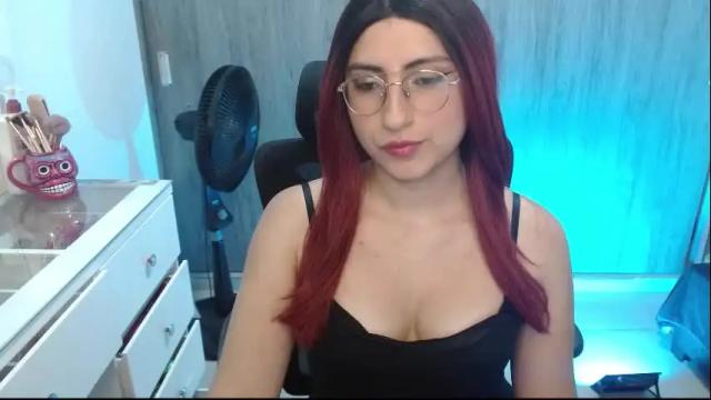 Image 2 of queenlilith_paradise Stream on Chaturbate on 20 hours ago