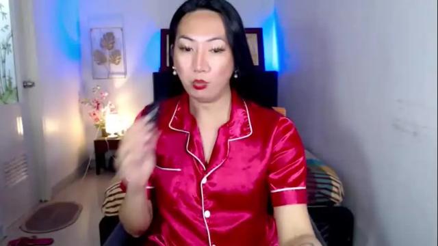 Image 3 of queenmistressts Stream on Chaturbate on 15 days ago