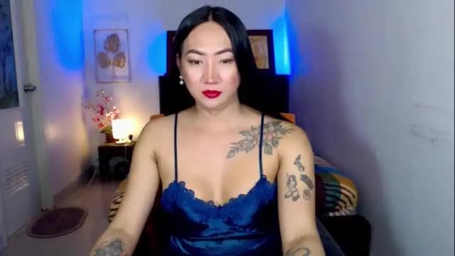 Image 2 of queenmistressts Stream on Chaturbate on 5 hours ago