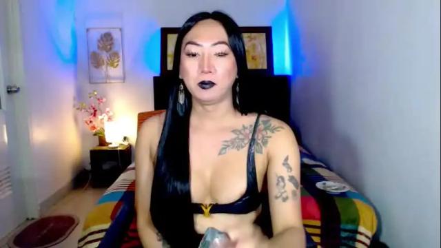 Image 6 of queenmistressts Stream on Chaturbate on 1 month ago