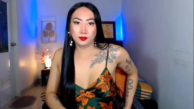 Image 4 of queenmistressts Stream on Chaturbate on 1 month ago