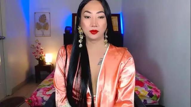 Image 2 of queenmistressts Stream on Chaturbate on 1 month ago