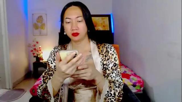 Image 12 of queenmistressts Stream on Chaturbate on 13 days ago