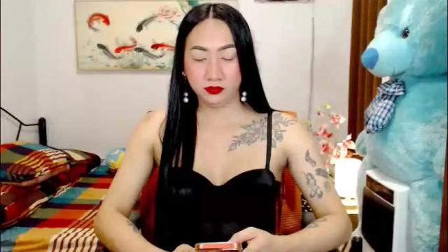 Image 12 of queenmistressts Stream on Chaturbate on 2 months ago
