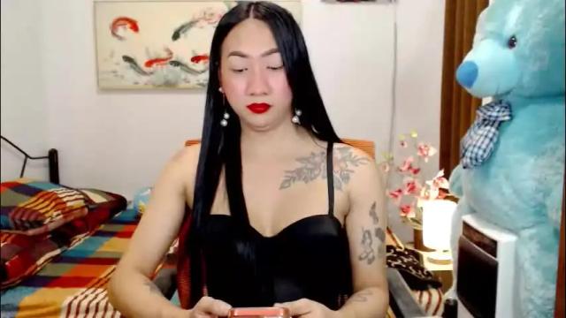 Image 4 of queenmistressts Stream on Chaturbate on 2 months ago