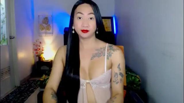 Image 3 of queenmistressts Stream on Chaturbate on 15 days ago